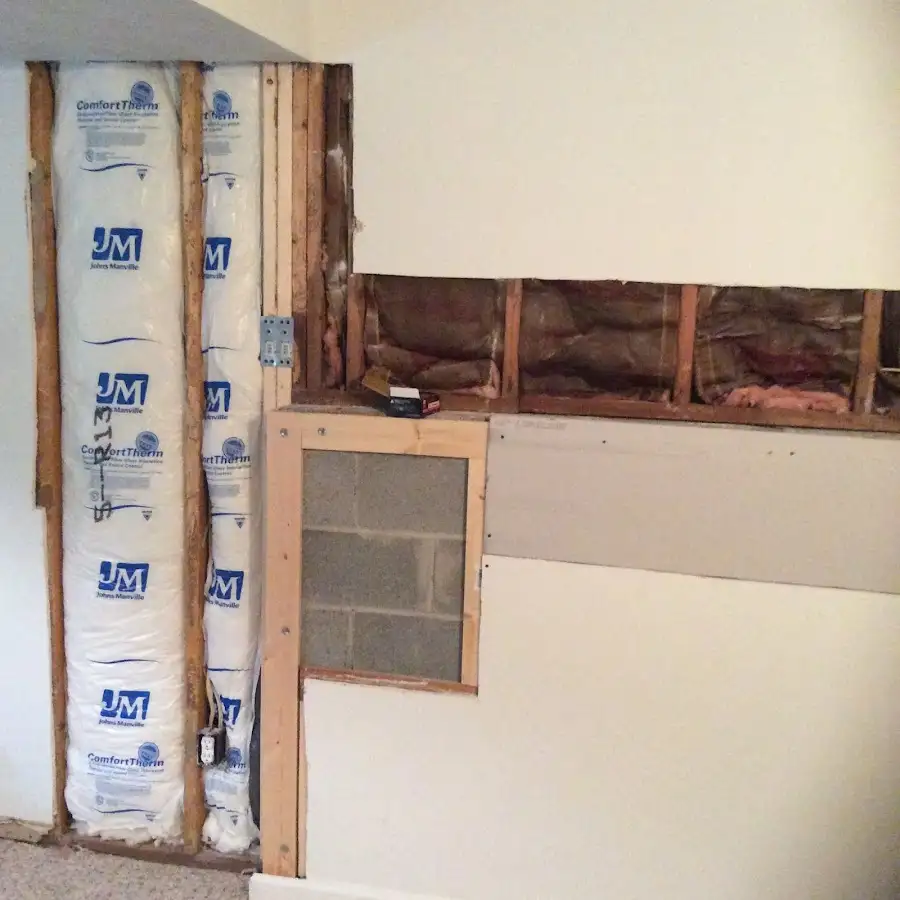 Wall insulation replacement during Structural Drying in Wentzville